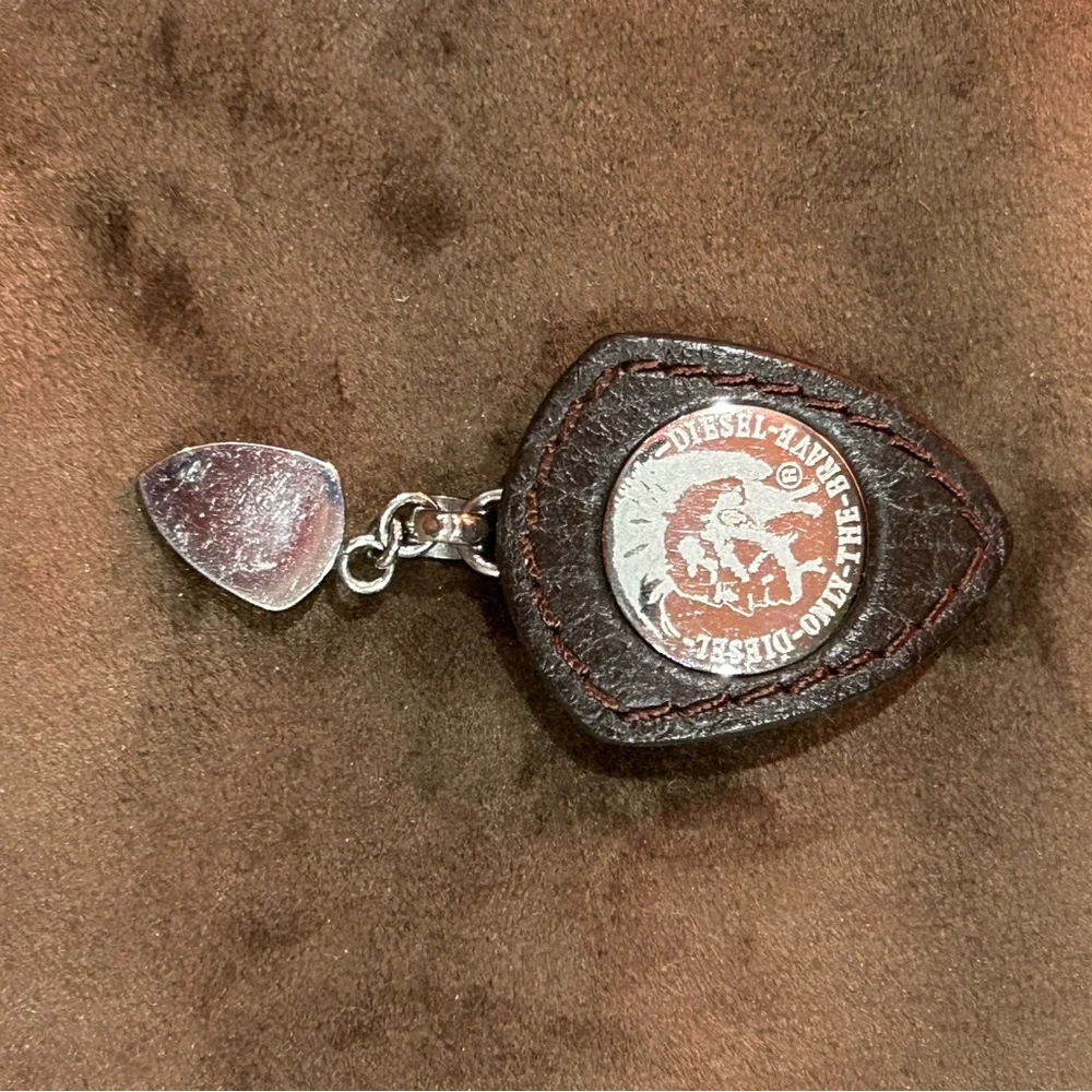 Diesel Brown and Gold Emblem Pendant - Picture 4 of 6